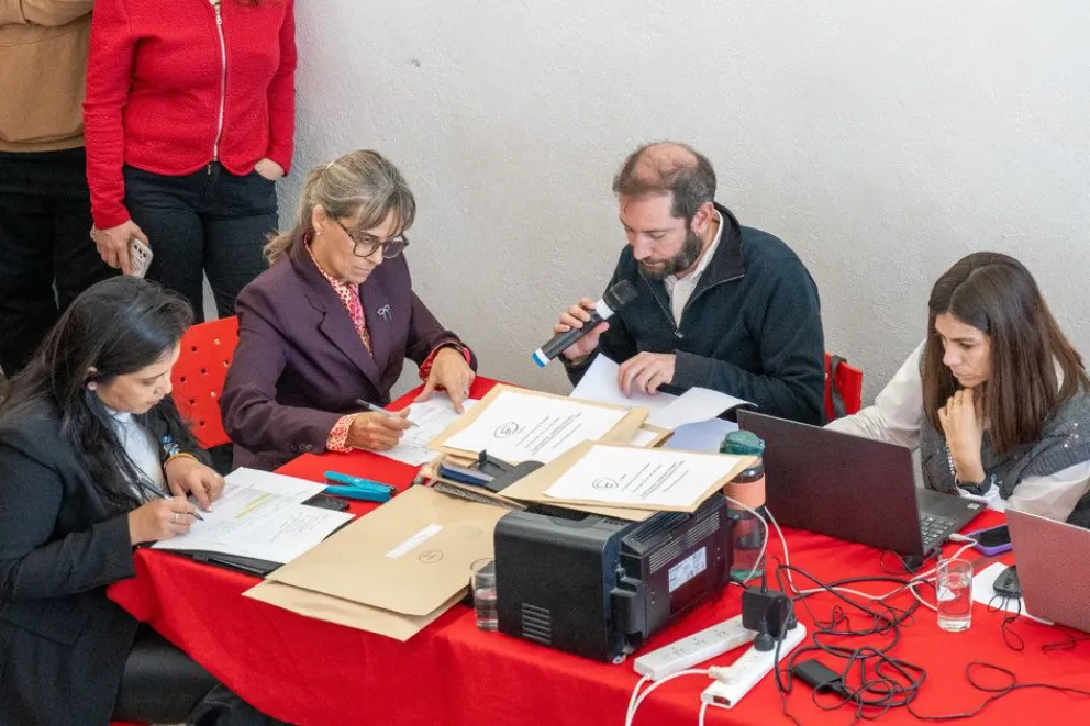 Se conocieron las ofertas para construir 56 dúplex en la ciudad de Neuquén