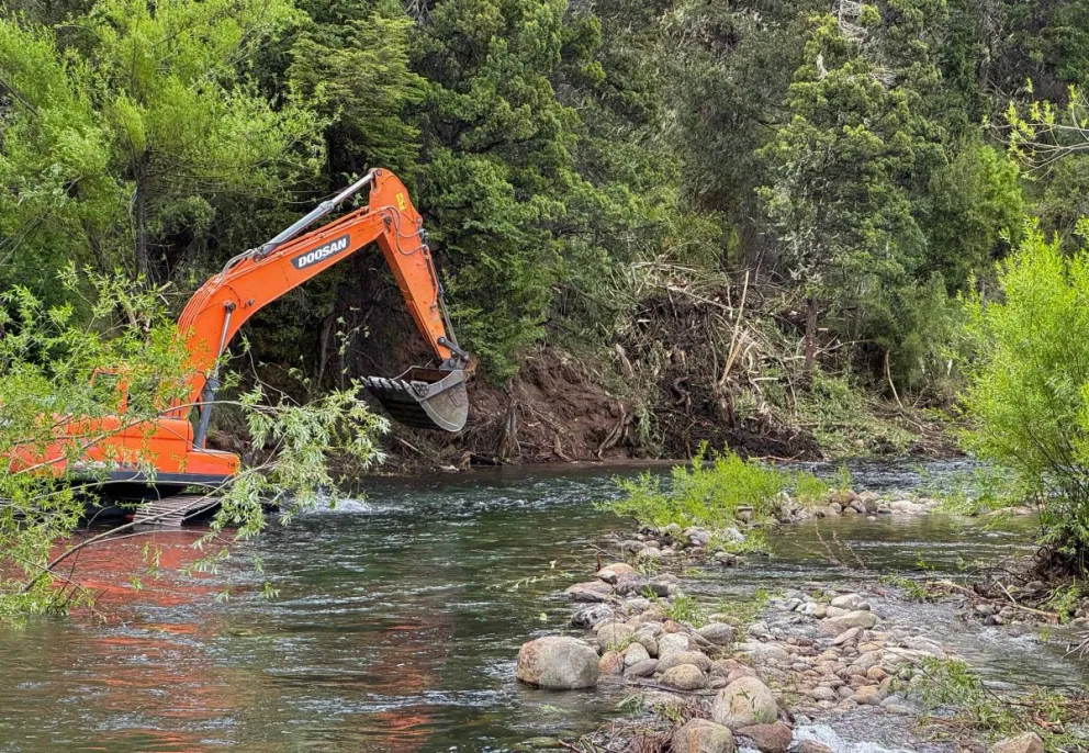 Provincia destinará más de 104 millones de pesos para obras clave en el sistema de agua de San Martín de los Andes