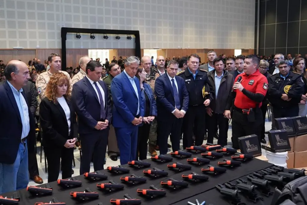 La Policía neuquina amplía su capacidad de respuesta con la incorporación de armas menos letales