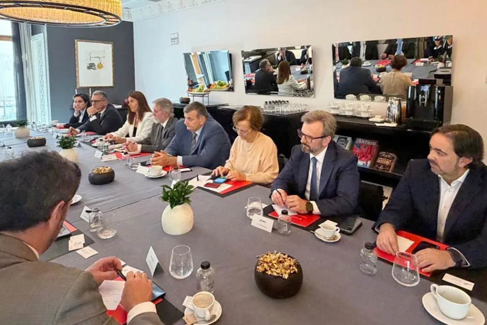 Neuqu&eacute;n busca atraer inversiones europeas con foco en Vaca Muerta