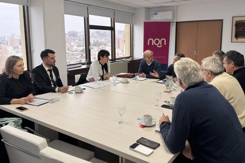 Trabajan en un abordaje integral del sistema de saneamiento del Lácar