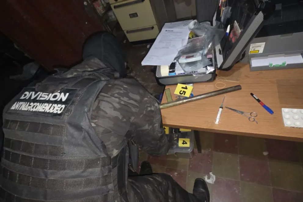 Desbarataron dos puntos de venta de drogas en Neuquén