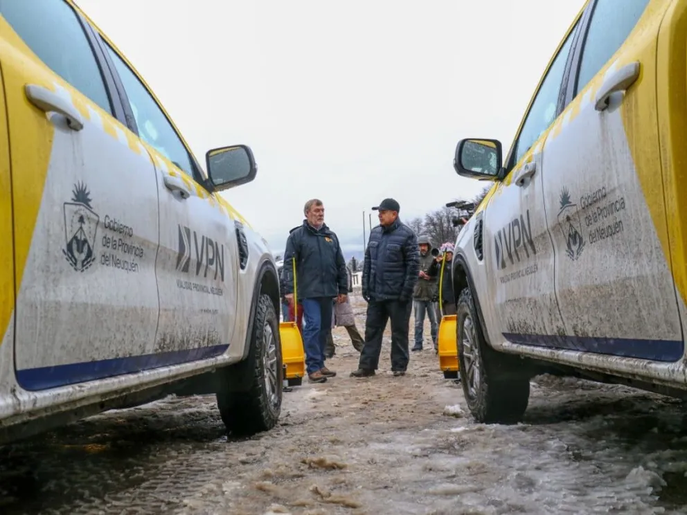  La Provincia incorporó nuevas camionetas adaptadas para el uso invernal 