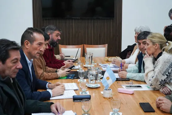 Provincia ofreció a ATE sostener el IPC hasta 2027 y sumar aumentos al básico