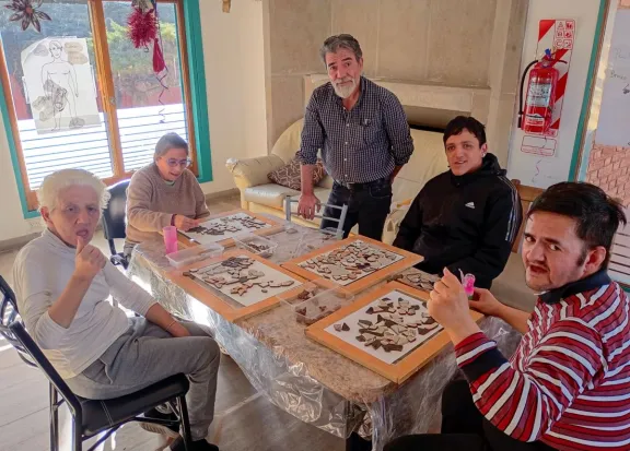 Inauguran en Neuquén la muestra “Fragmentos”, con obras realizadas en contextos de encierro y salud mental