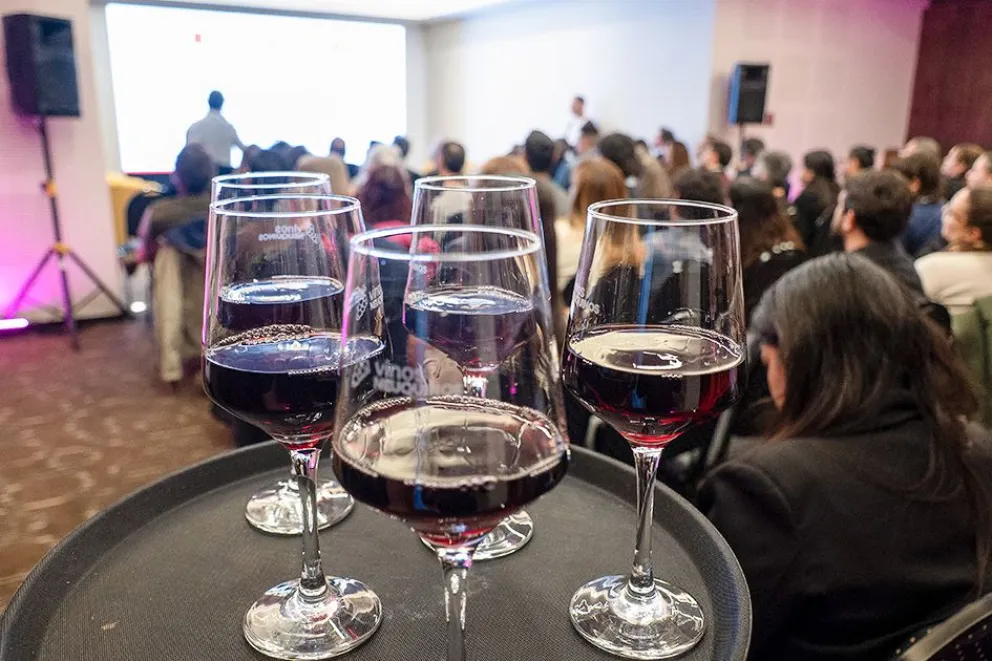 Neuquén reunió a la cadena vitivinícola para fortalecer la identidad del Pinot Noir