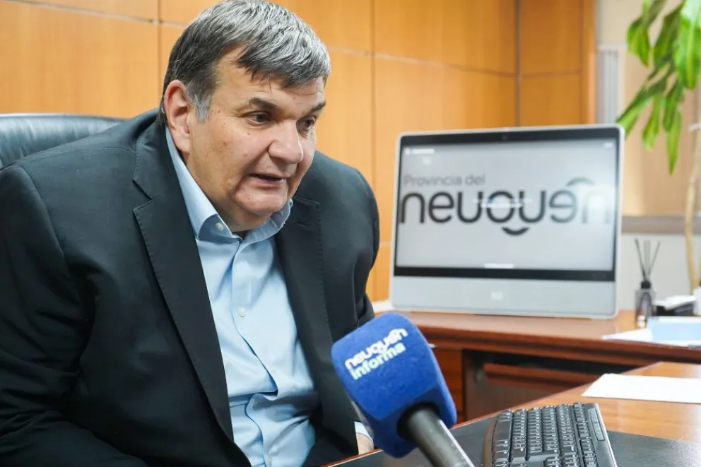 El ministro Guillermo Koenig brindó detalles tras el anuncio del gobernador Figueroa.