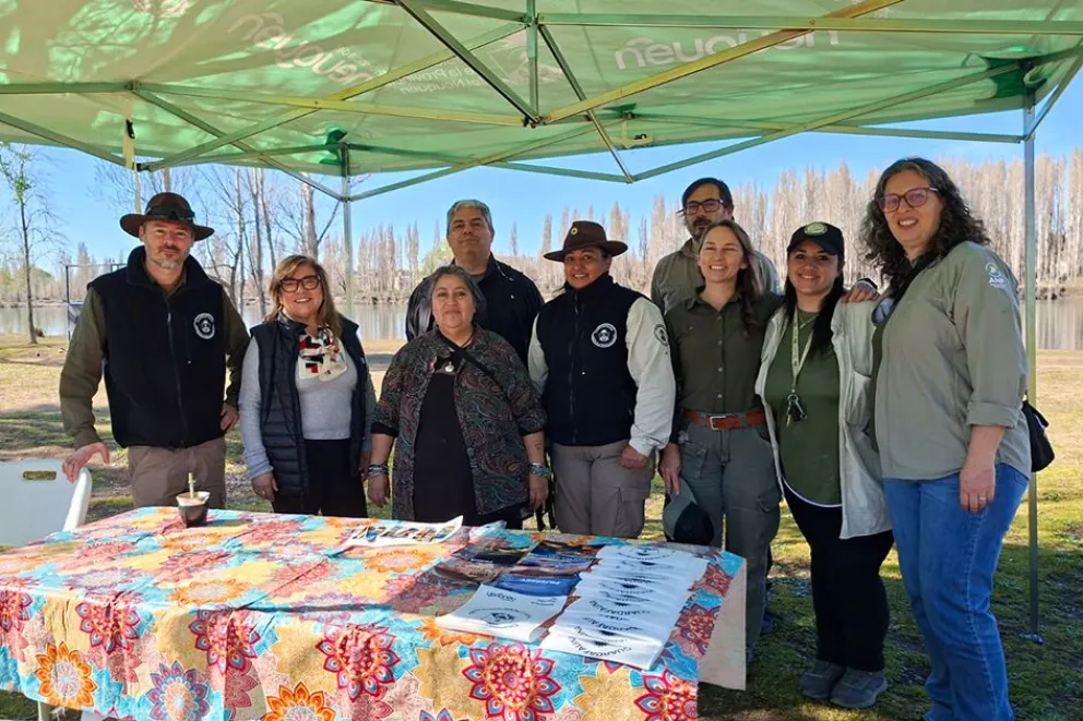Guardianes Ambientales compartieron una jornada de remo y aprendizaje