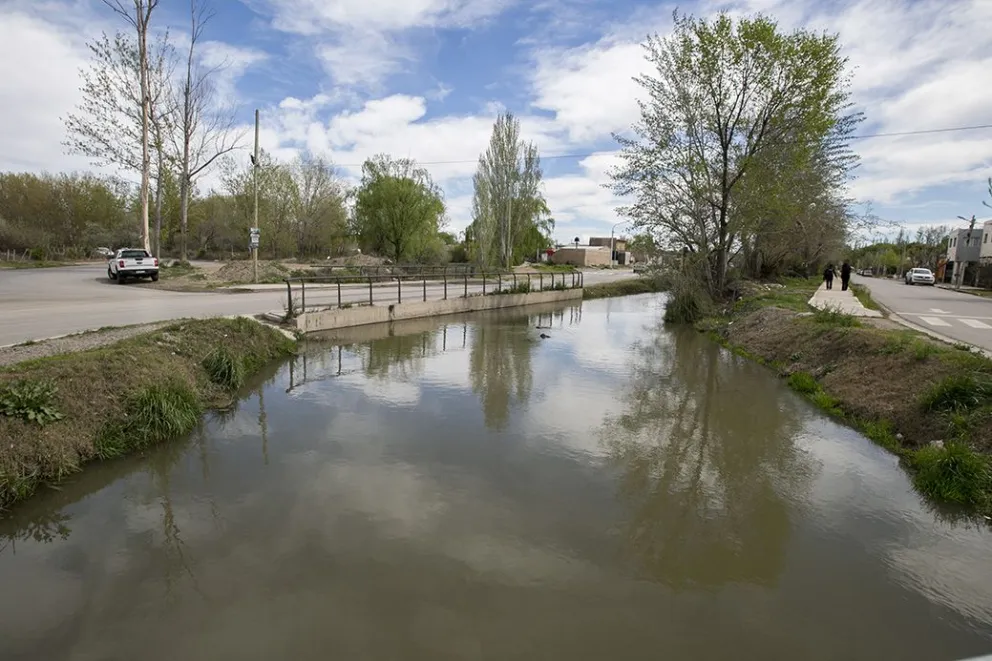 La ampliación permitará asegurar la adecuada conducción del agua hasta el arroyo Durán.