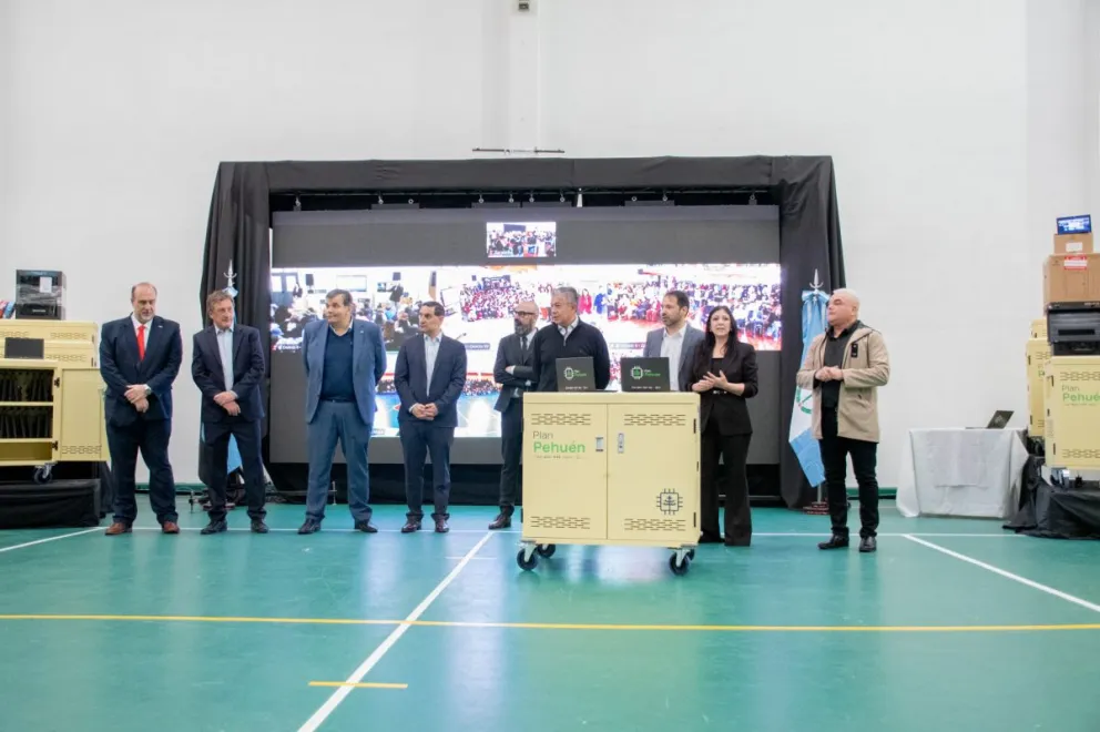 Más instituciones educativas reciben equipamiento del Plan Pehuén