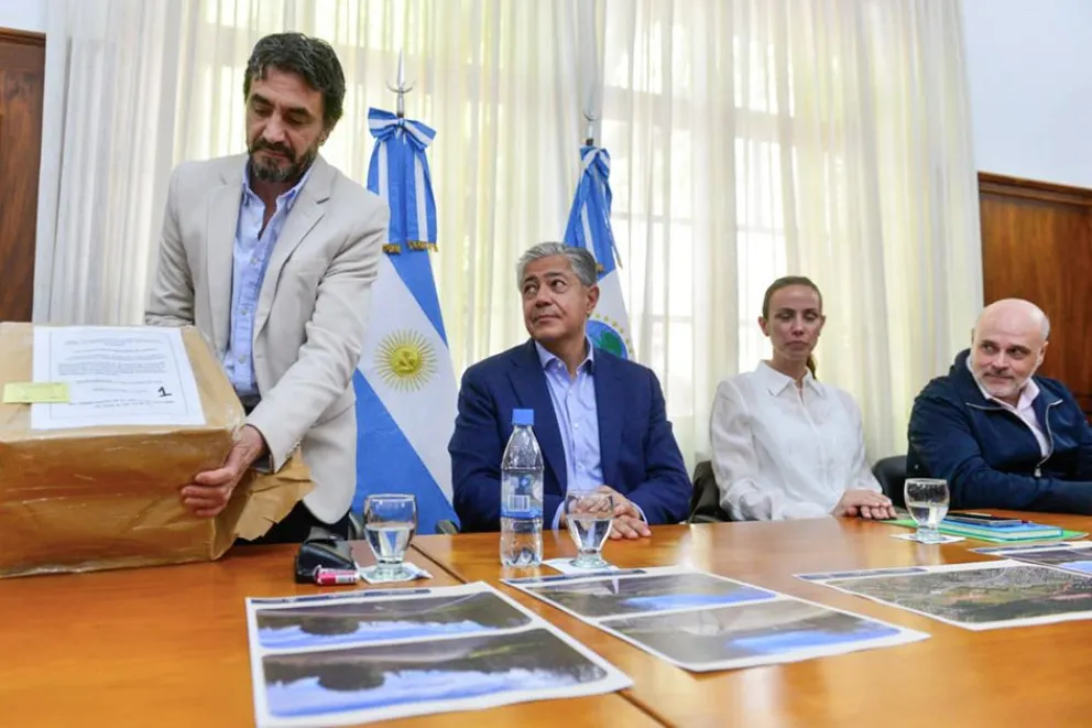 Figueroa presentar&aacute; ante los vecinos de San Mart&iacute;n de los Andes el plan de obras