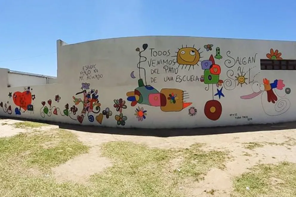 “El Color lo ponés vos” llega a escuelas de la Confluencia